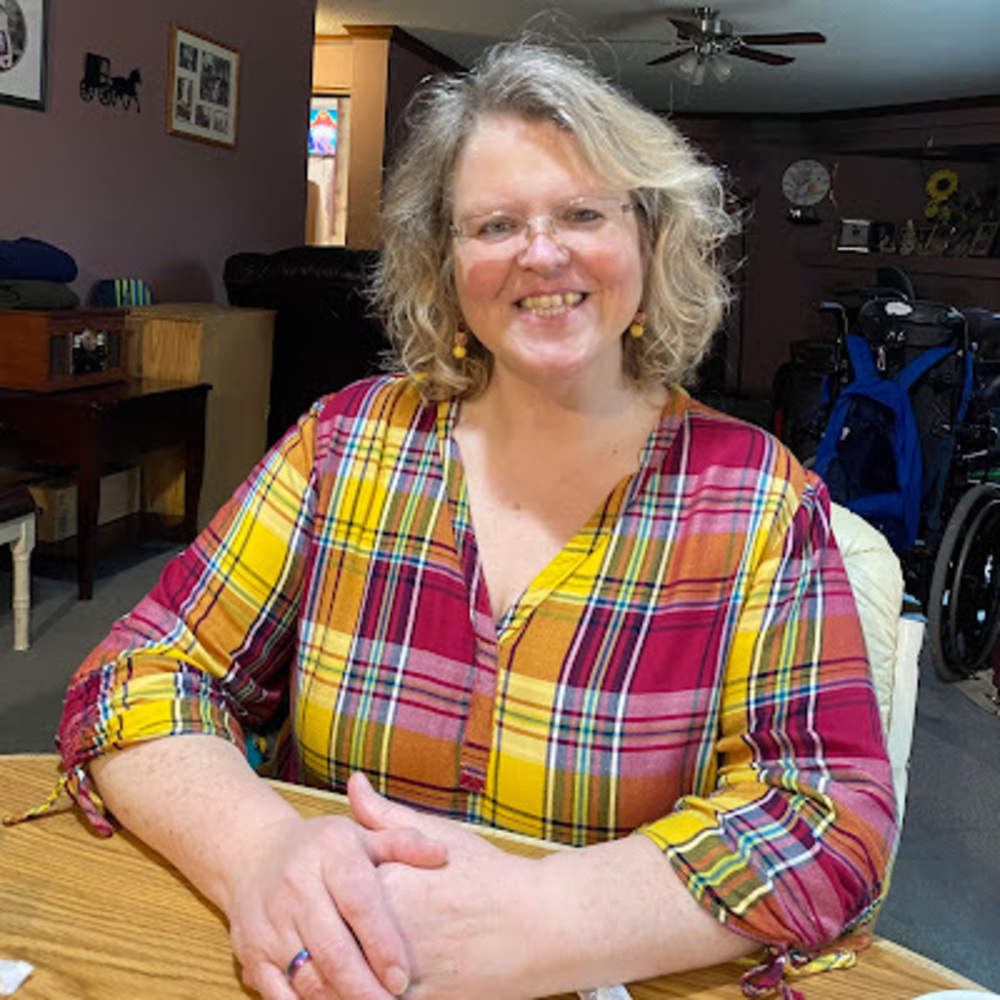 Meet your Posher, Angela